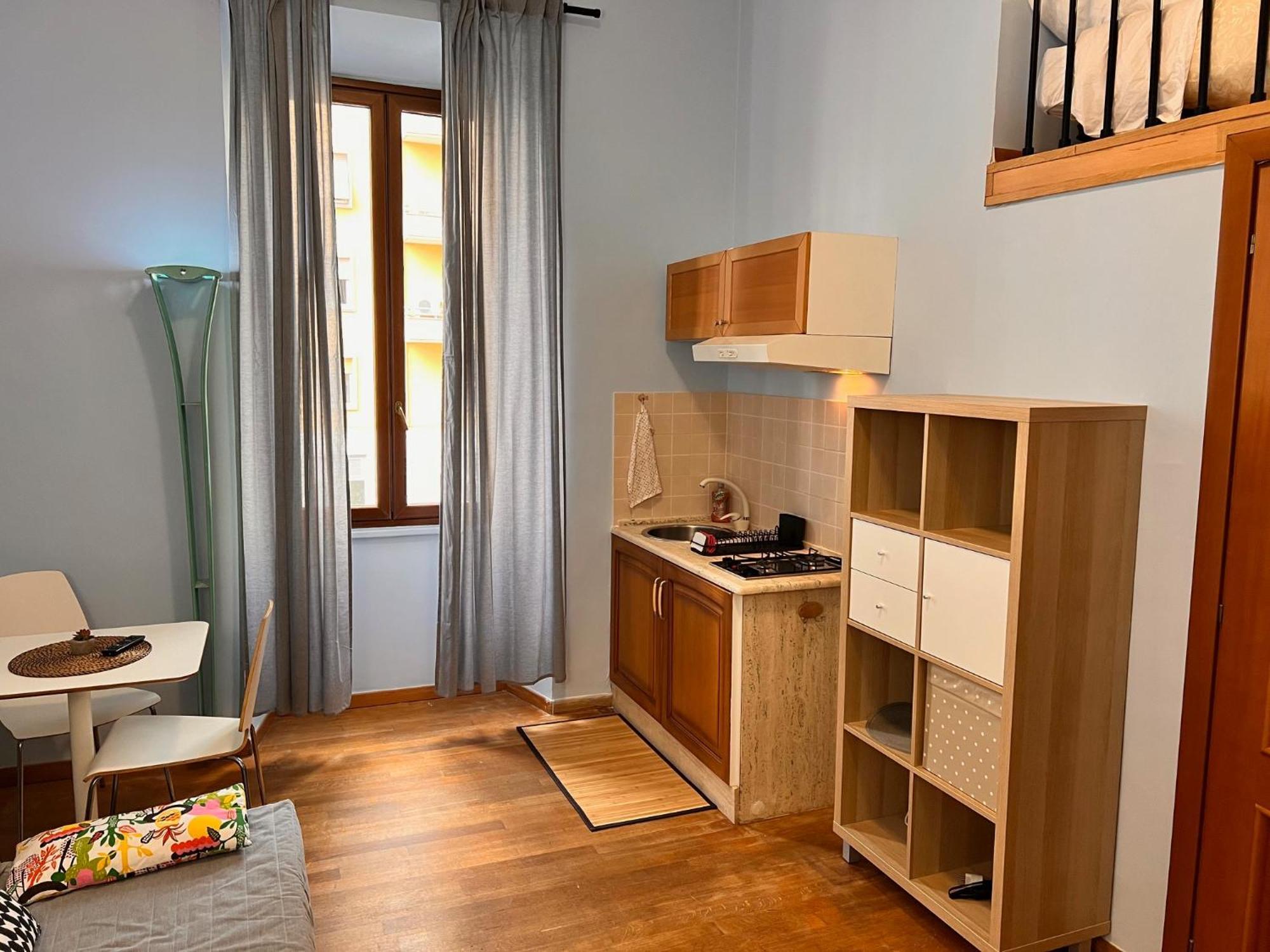 Moonlight Suite Рим Экстерьер фото