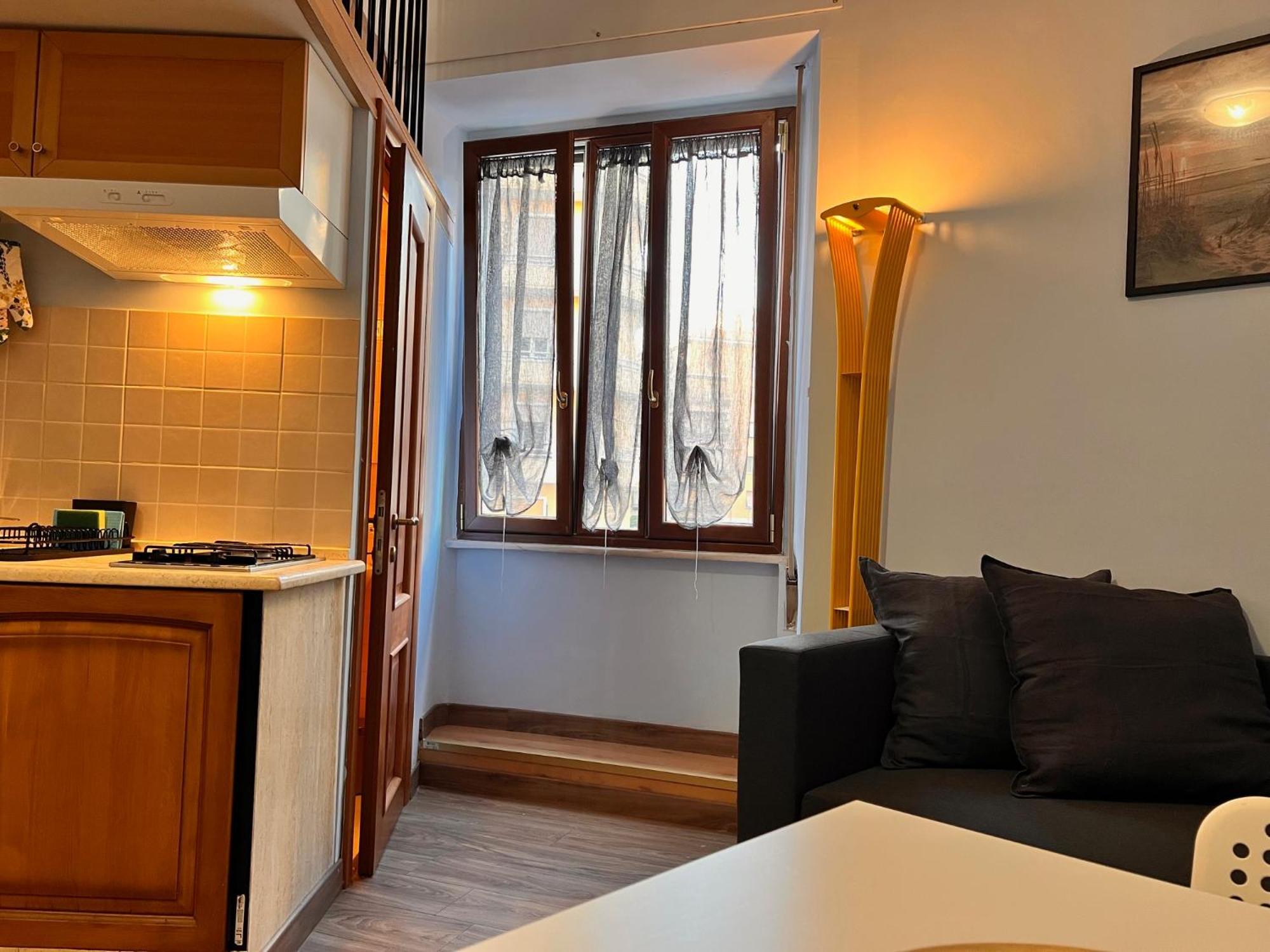 Moonlight Suite Рим Экстерьер фото