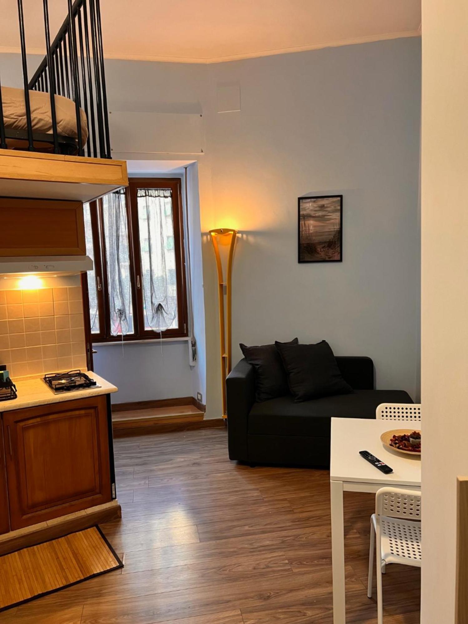 Moonlight Suite Рим Экстерьер фото
