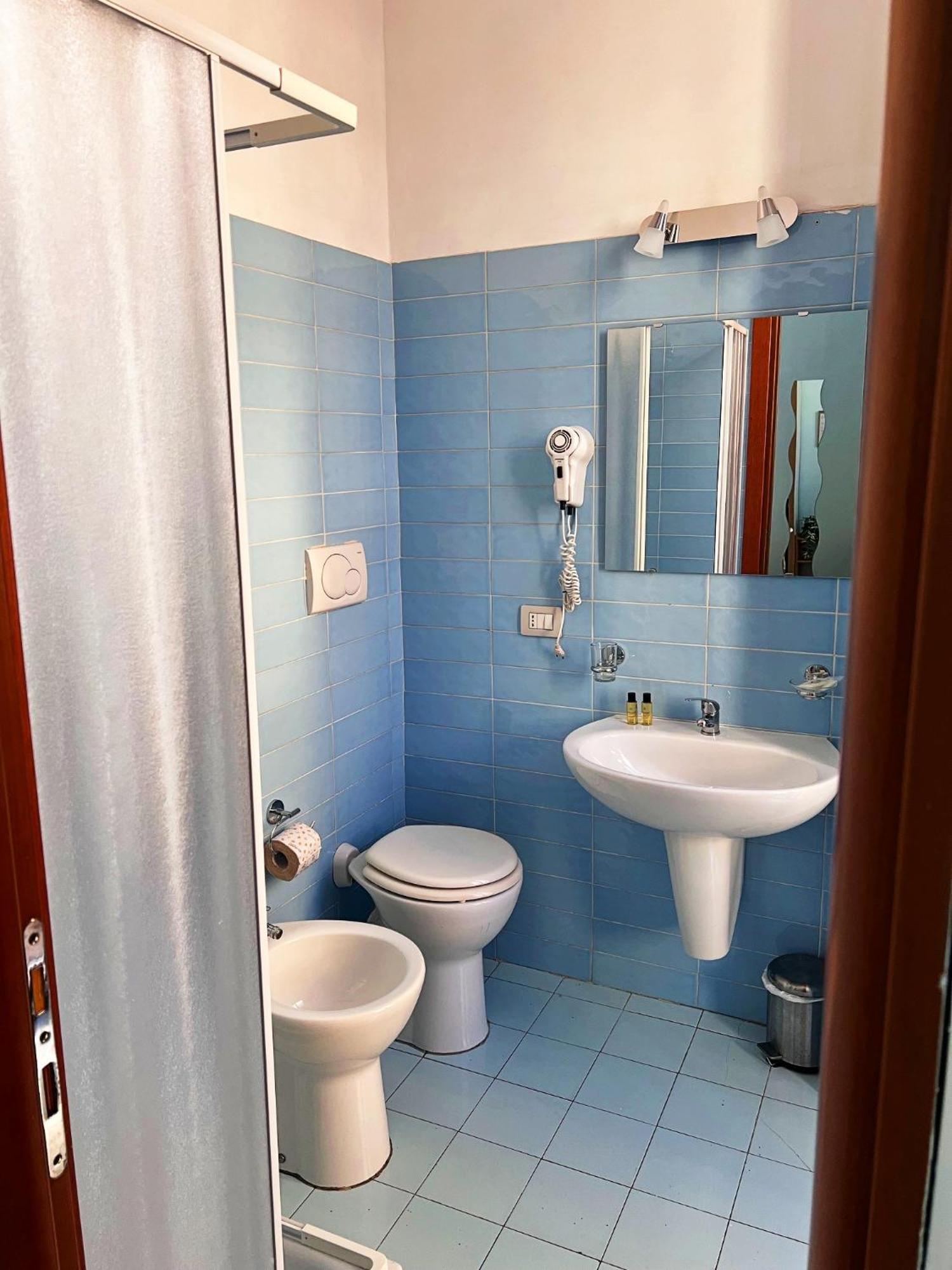 Moonlight Suite Рим Экстерьер фото