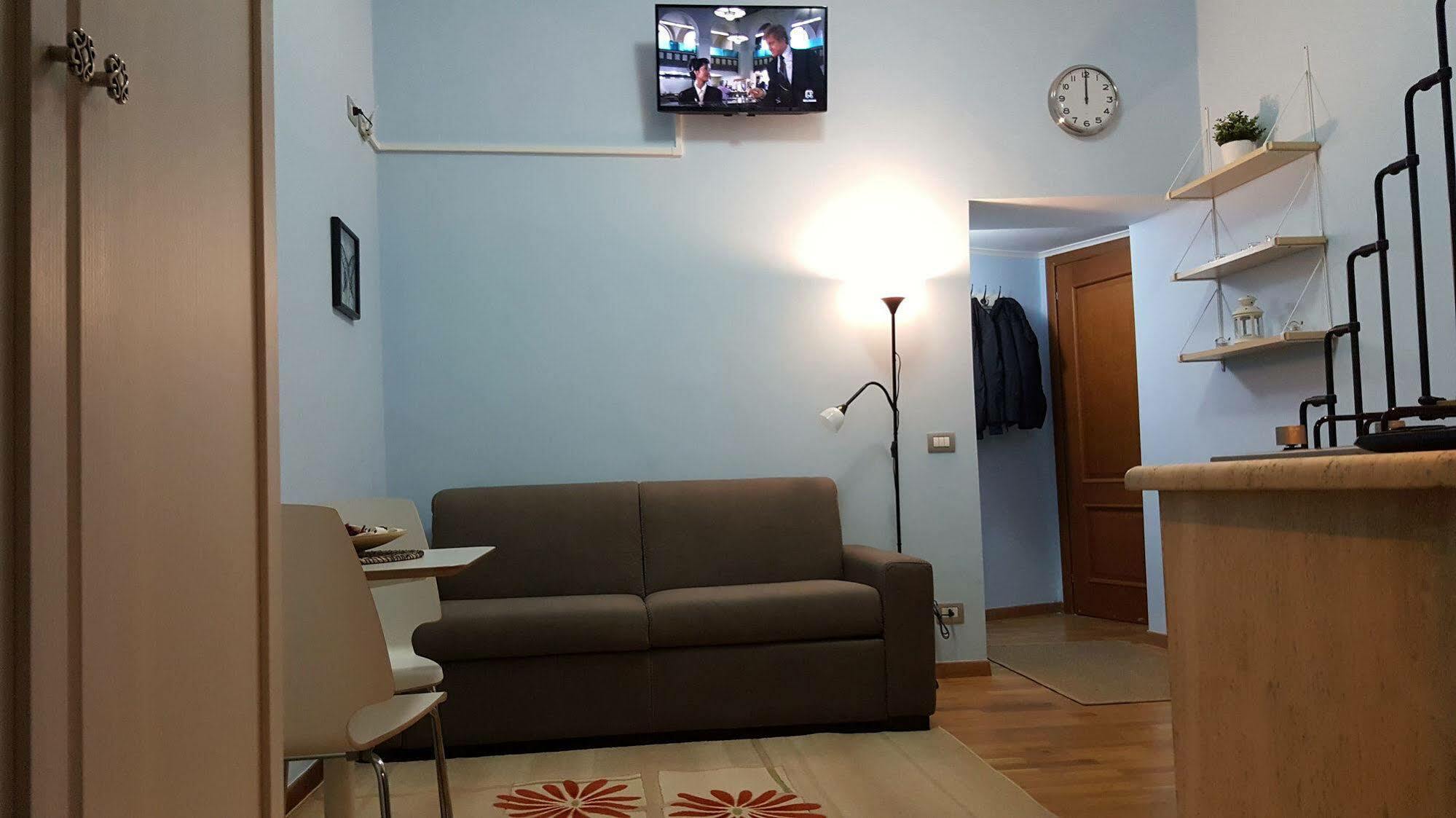 Moonlight Suite Рим Экстерьер фото